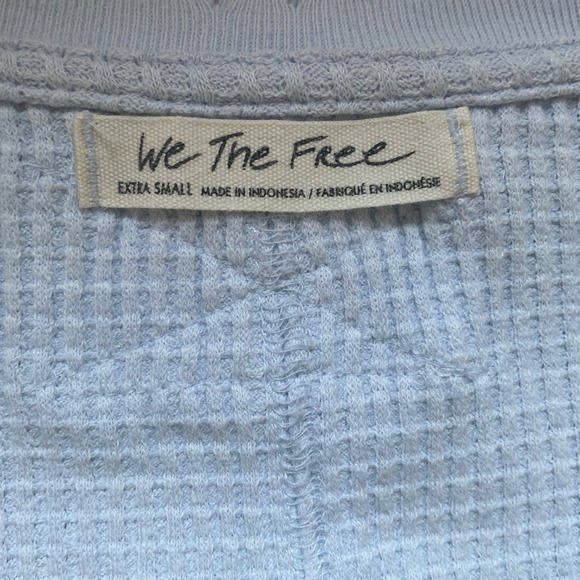 We The Free Light Blue Buttercup Thermal Shirt Women XS Long Sleeve Oversizedl - Picture 4 of 11
